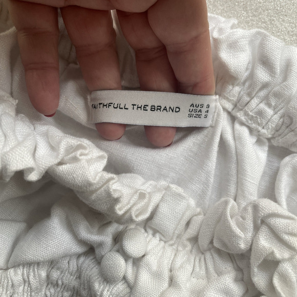 Faithfull The Brand Shirt Women 4 White Revolve Bel Rose Linen Smocked Milkmaid‎ - Picture 4 of 10